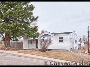 1854 Carbon Ave, Cheyenne, WY 82001
