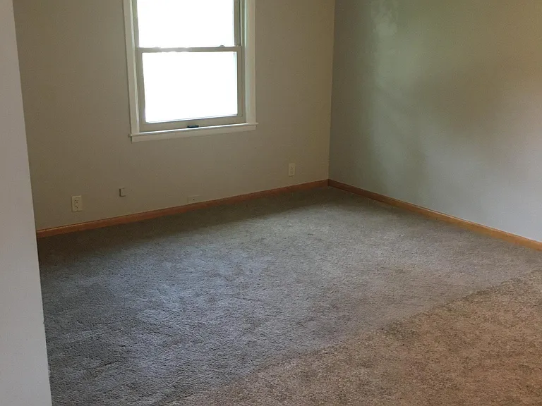 560 Kelly St — Photo 4