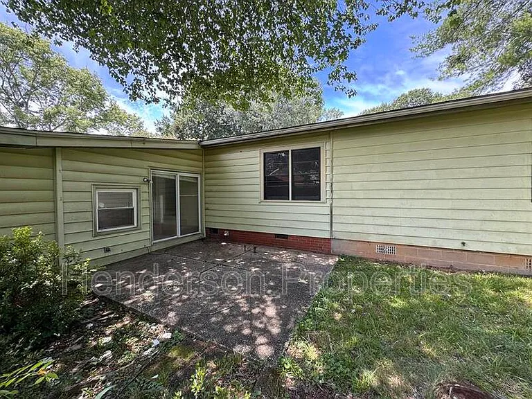 634 N Kelly St — Photo 18