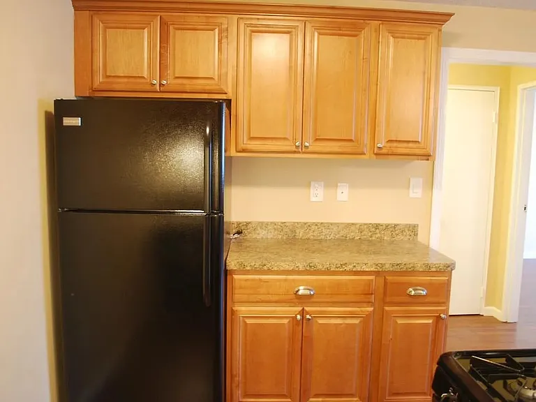 1168 Main St #B — Photo 5
