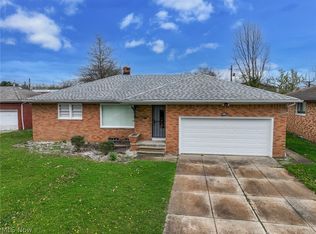 4701 Wolverton Dr, Warrensville Heights, OH 44128