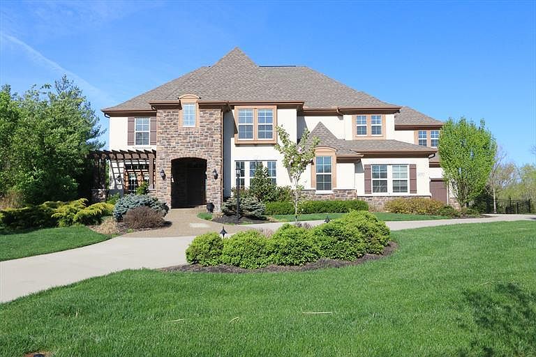 1st image of 655 Copper Cove Ct