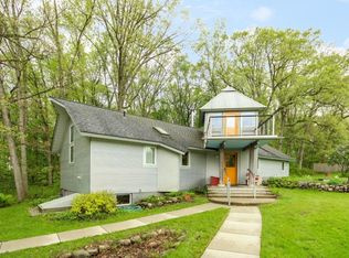 7227 Wheeler Dr, Whitmore Lake, MI 48189