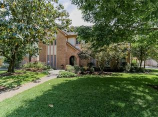 11911 Quail Creek Dr, Houston, TX 77070