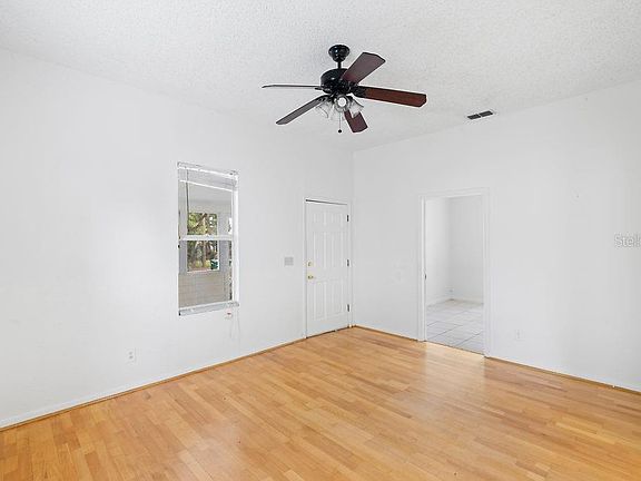 3rd image of 1718 W North B St