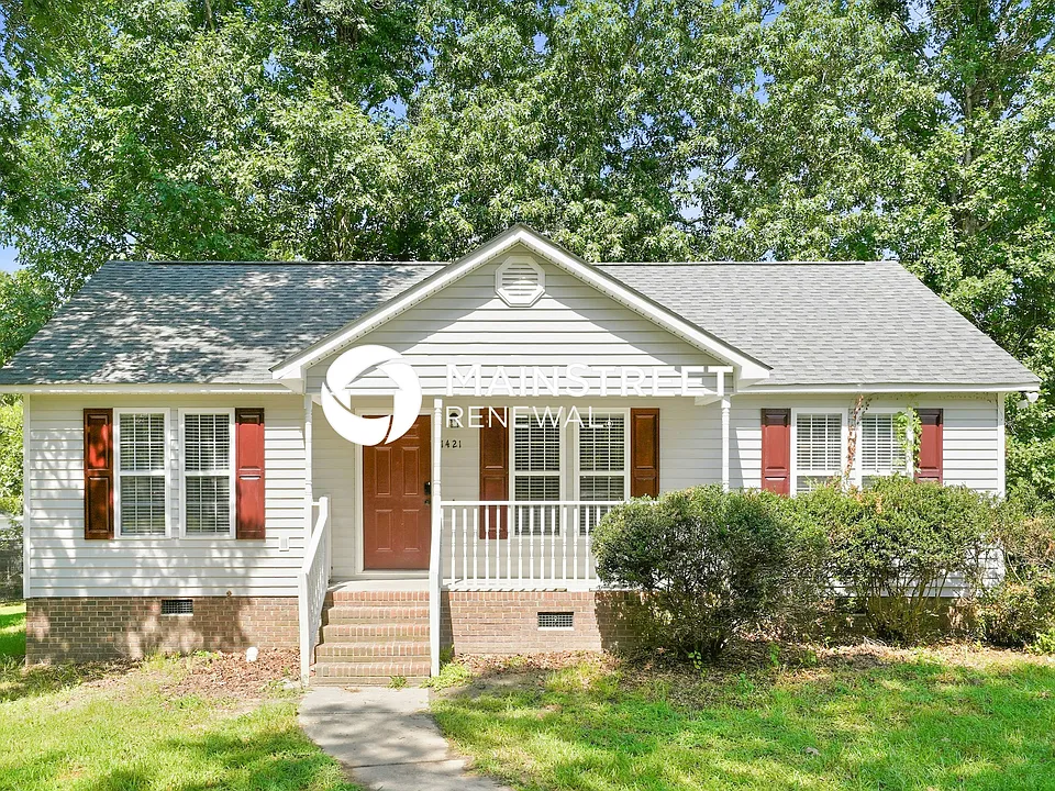 1421 Mandolin Pl