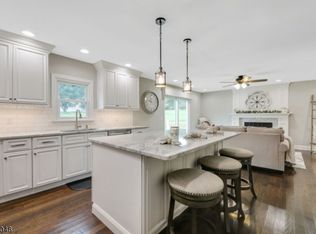 59 Russling Rd, Hackettstown, NJ 07840