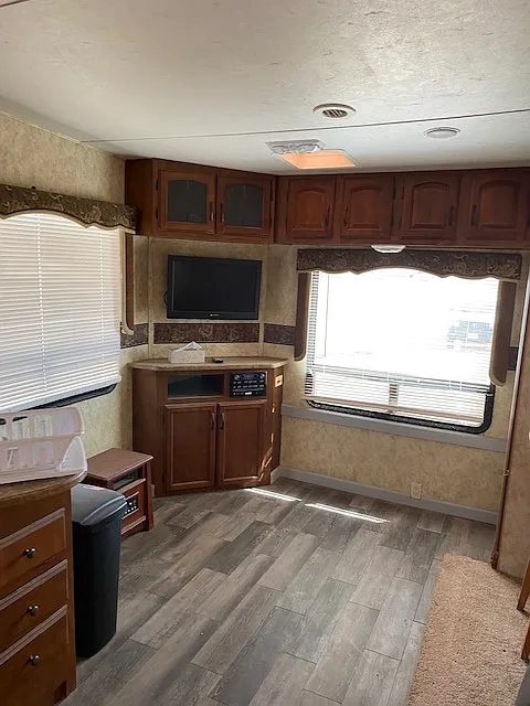1 bed, 550 sqft, $950 — Photo 2