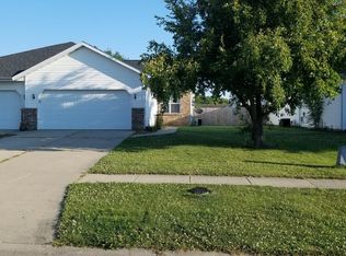 114 Eagle Ridge Dr, Chatham, IL 62629