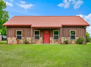 285 5th St NE, Bogata, TX 75417