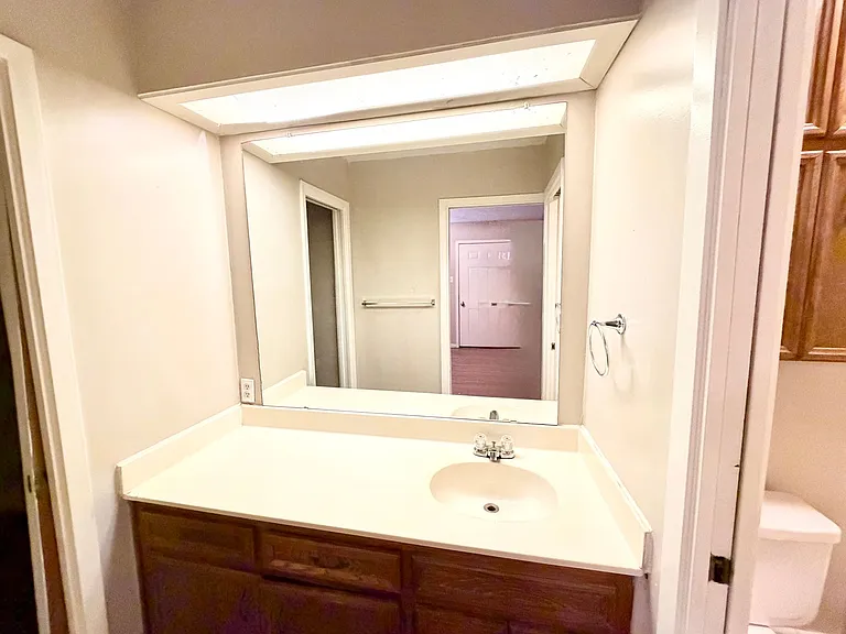2802 Stewart Dr — Photo 18