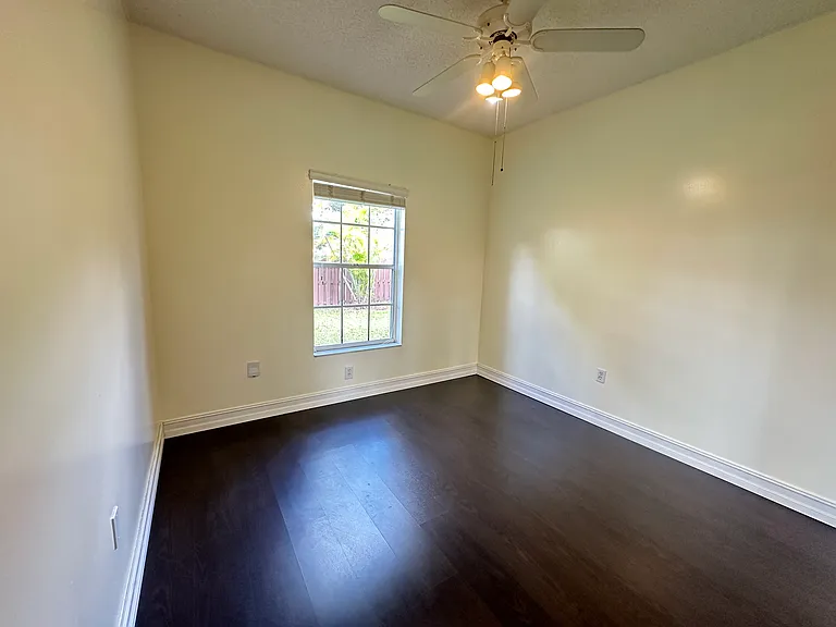 5773 NW 99th Ave — Photo 15