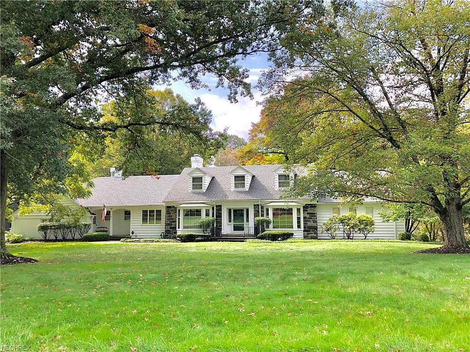 Wow! Perfect 4 Bedroom 2.2 Bath Cape with great set back from road, curb appeal with stone accents-bay windows, Excellent Open f