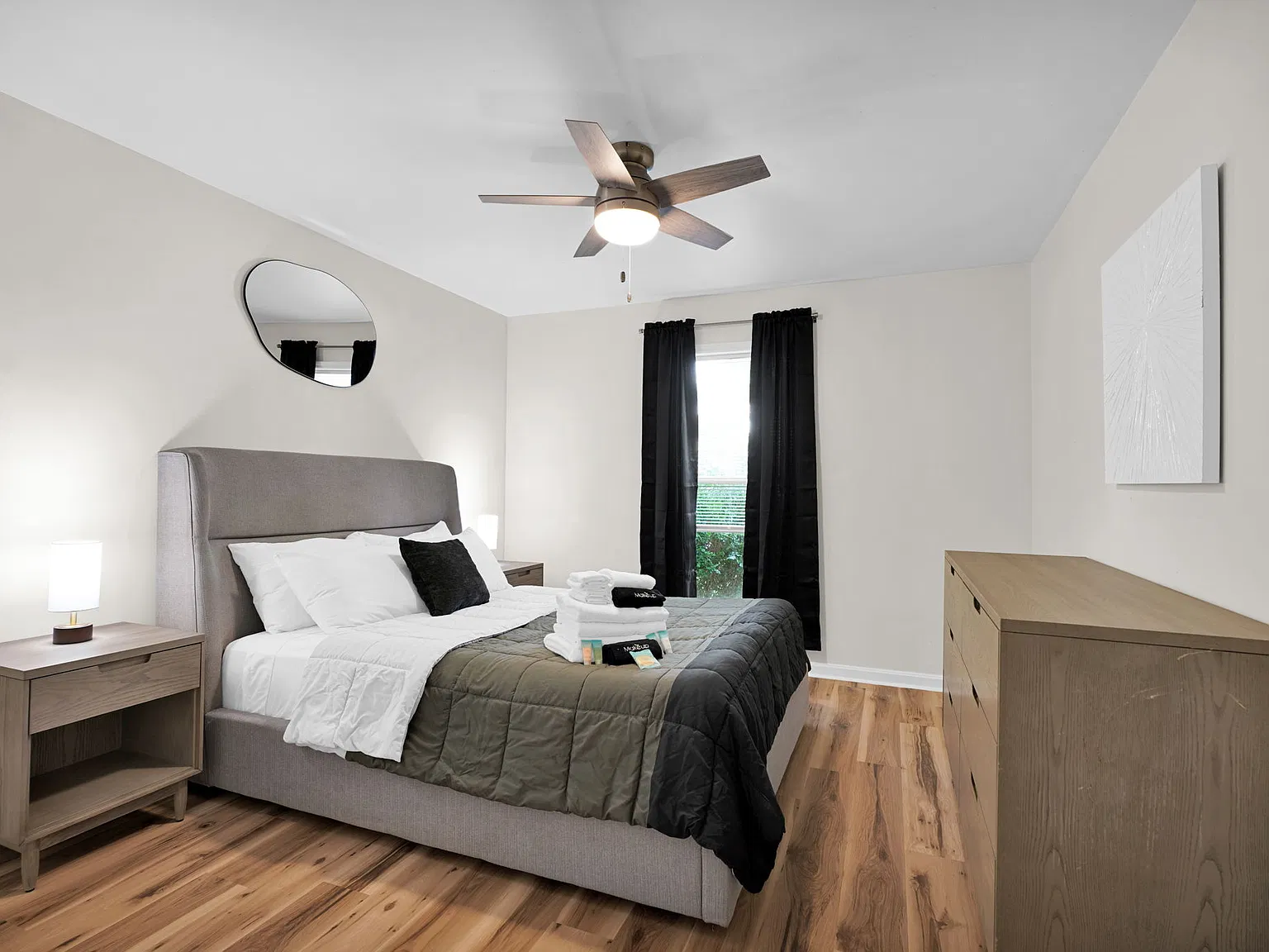 625 Village Ln — Photo 3