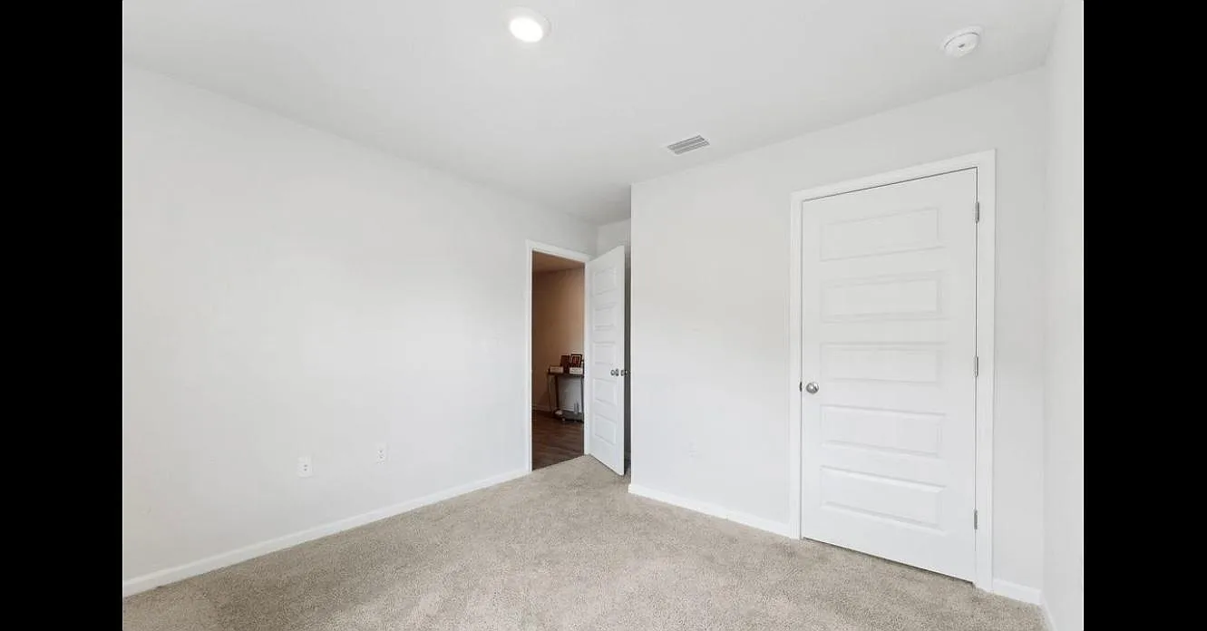 4 bed, 1787 sqft, $2,200 — Photo 4