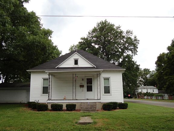 3rd image of 218 N Douglas St