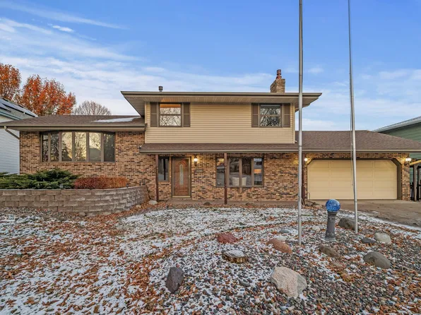 4246 Highland Dr, Shoreview, MN 55126