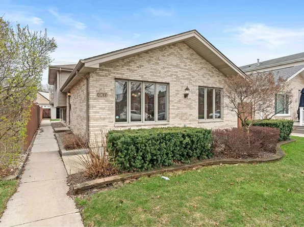 10633 S Whipple St, Chicago, IL 60655