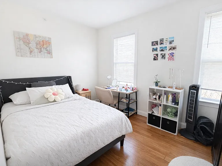 39 Millmont St #3 — Photo 4