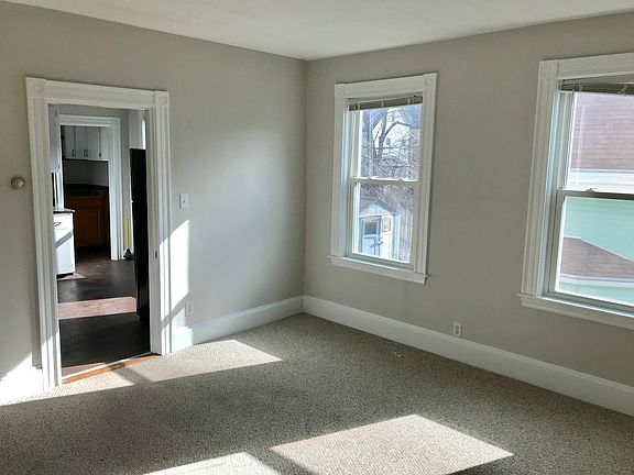 3rd image of 54-56 Cranch St #2