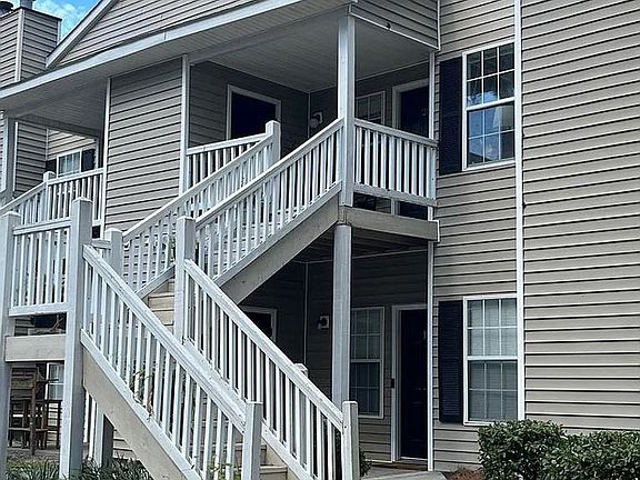 2nd image of 1921 Gornto Rd APT 6