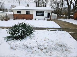 22023 W Brandon St, Farmington Hills, MI 48336