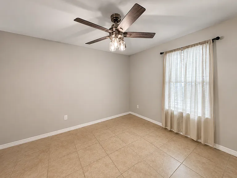 138 Adams St — Photo 14