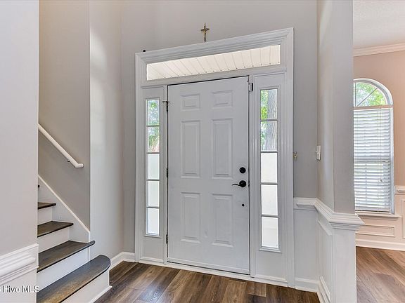 4th image of 4661 La Pointe