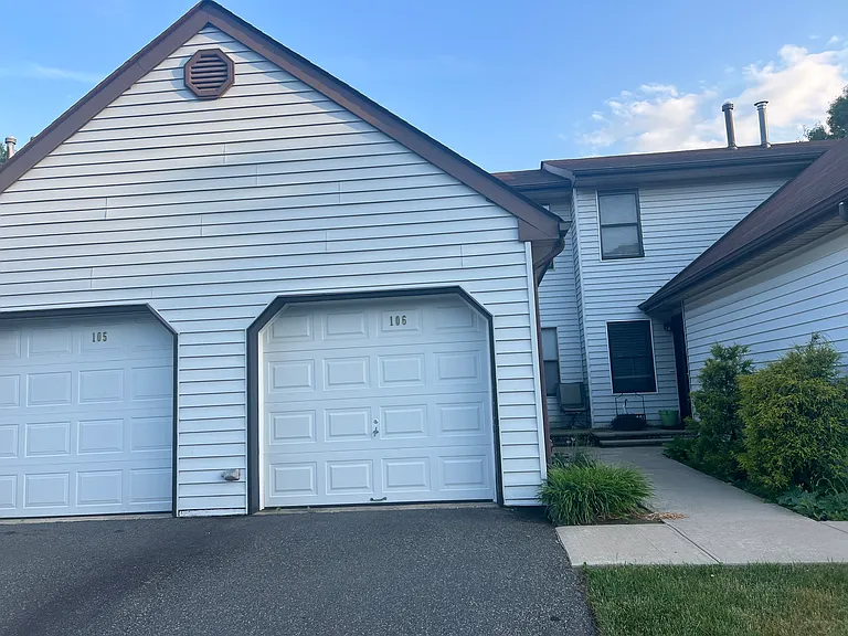 106 Sequoia Ct — Photo 1