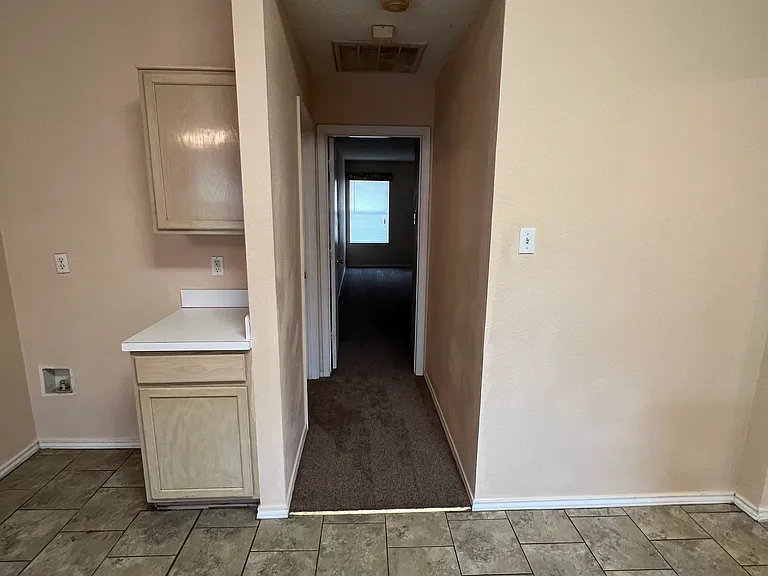 7331 Meadows Dr — Photo 16