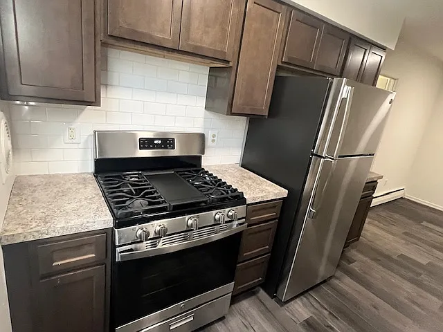 511 Greenwood Ave — Photo 6