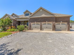 6734 Burgess Gower Rd, Cedar Hill, TN 37032