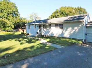 18 Kent Rd, Hopewell Junction, NY 12533