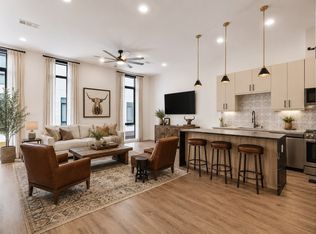 453 W Morphy St, Fort Worth, TX 76104