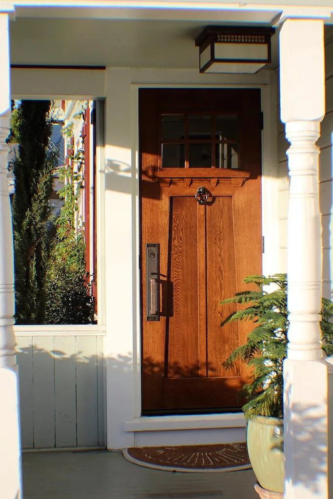 781 Peach St — Photo 1