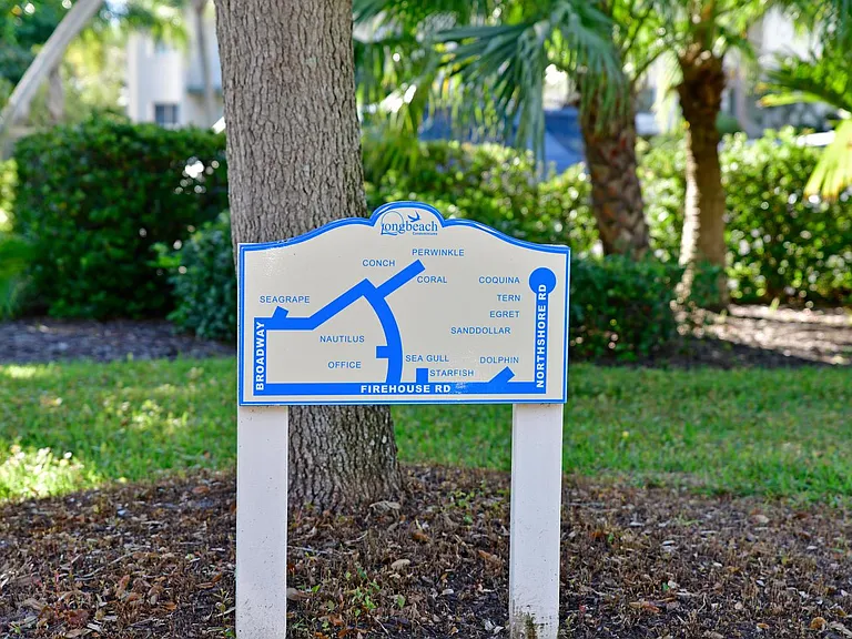 7085 Gulf Of Mexico Dr #21 — Photo 35