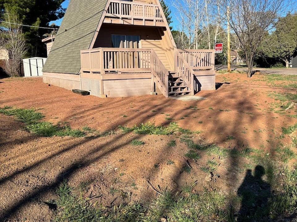 1st image of 312 W ROUNDUP Road W