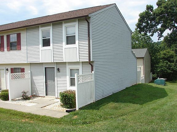 3rd image of 125 White Pine Ct