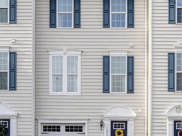 1872 Thistle Ct, Downingtown, PA 19335