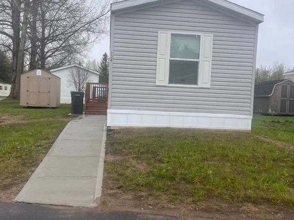 124 25th Ave E #124E, Sault Sainte Marie, MI 49783