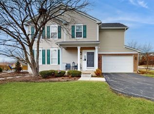 2724 Lorraine Cir, Geneva, IL 60134