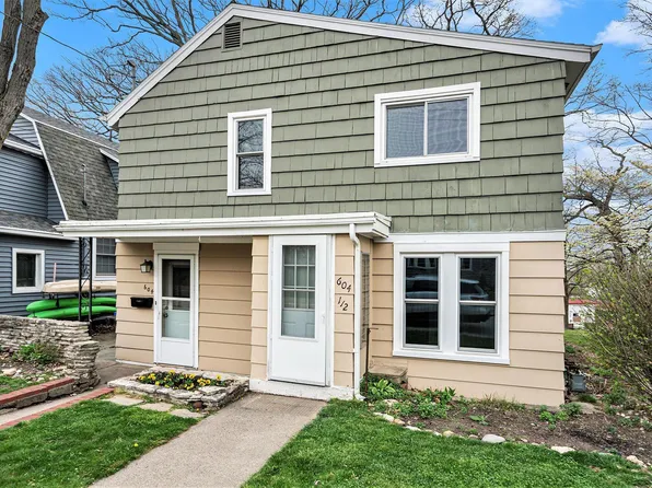 604 Chestnut St #1/2, Winona Lake, IN 46590