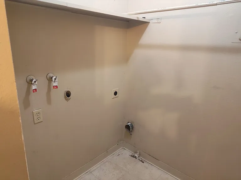3414 S Eagle St #102 — Photo 15