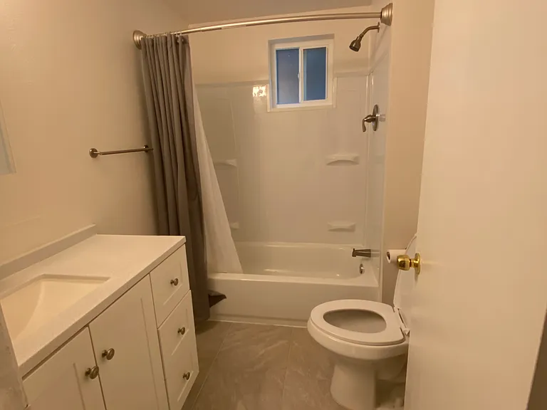 435 Grant St #2 — Photo 5