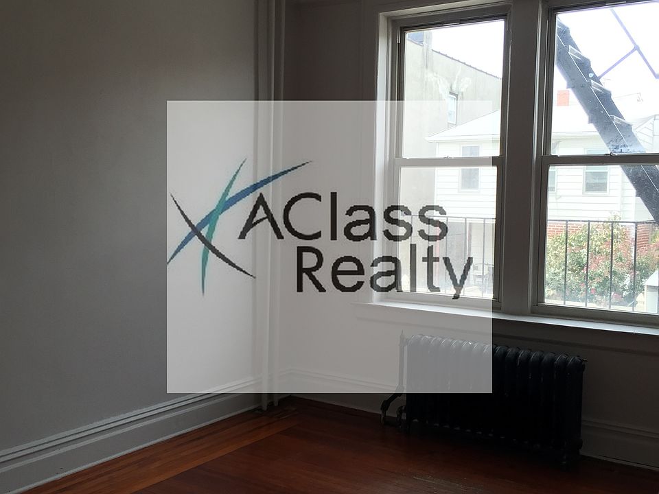 2nd image of 2522 18th St #1B