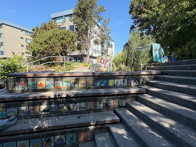 2345 Minor Ave E #3 — Photo 23