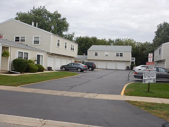 2nd image of 192 Mary Ct Unit A
