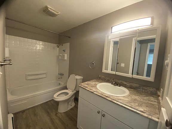 4th image of 3030 M St SE #1