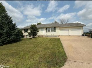 139 Indian Ave, Forest City, IA 50436