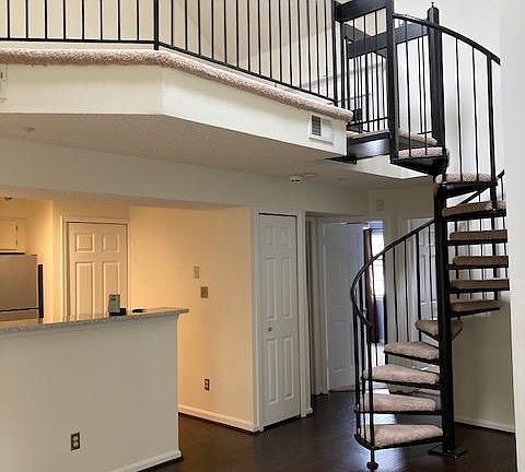 Spiral staircase to the Big Games and Privacy